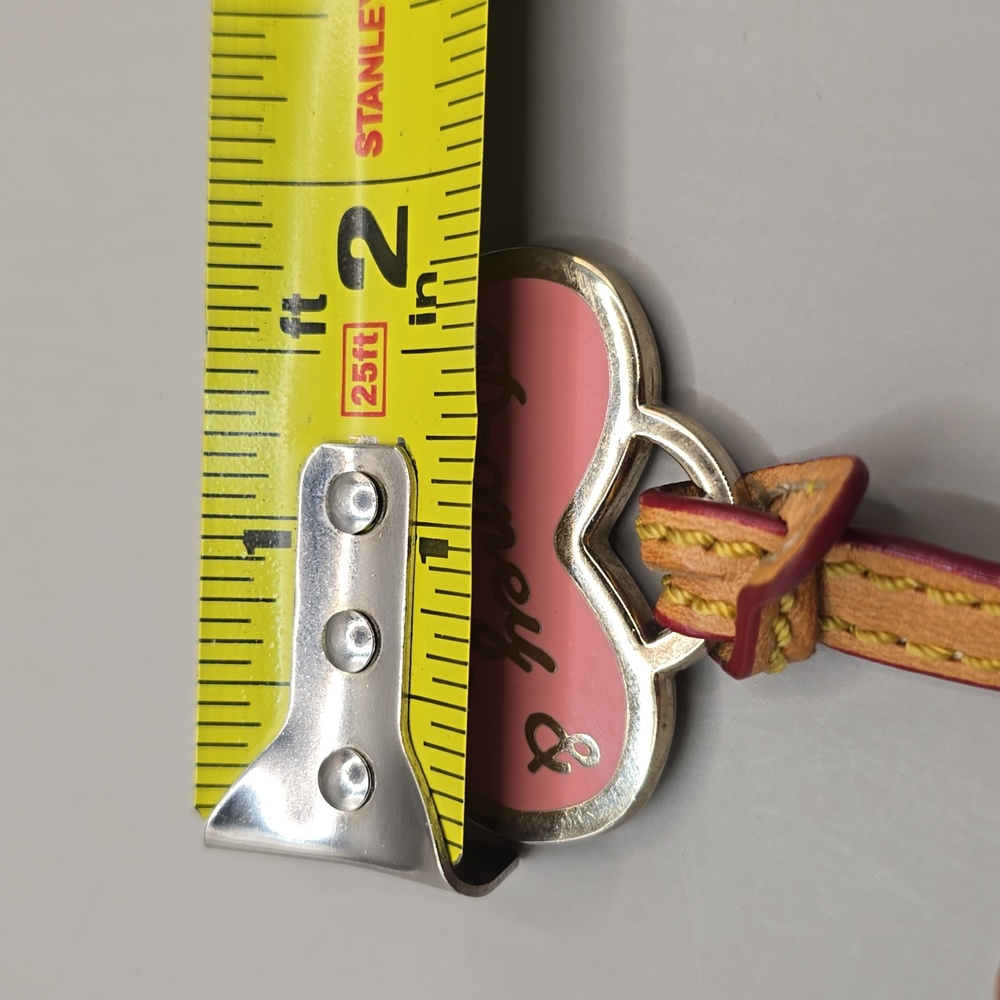 Vintage Dooney & Bourke Charm Pink Enamel Heart Gold Metal Leather Flat Y2K - Picture 5 of 6